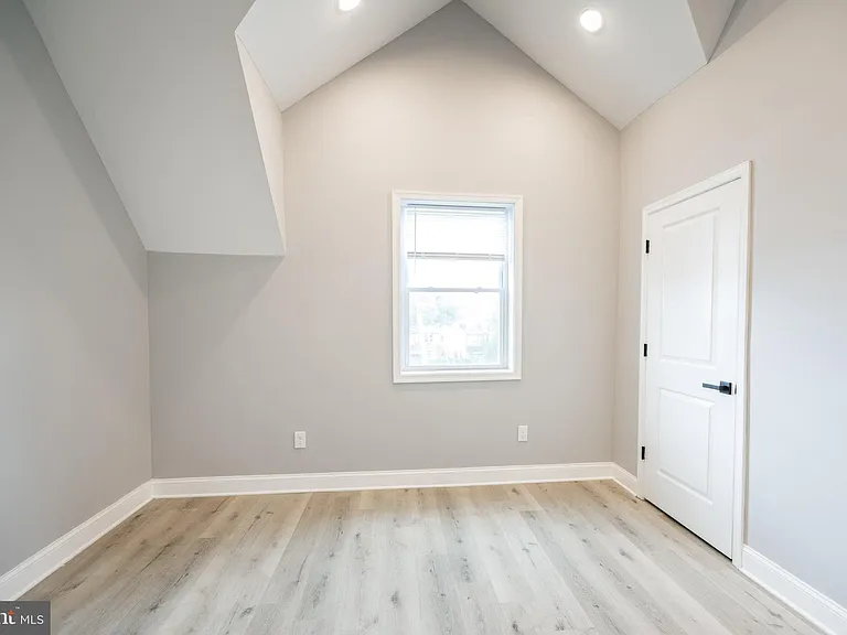 5847 Willows Ave #3 — Photo 13
