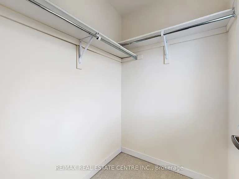 80 Scarletwood St — Photo 33