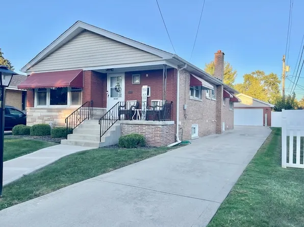 9545 S Clifton Park Ave, Evergreen Park, IL 60805