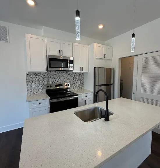 1240 W Erie Ave #1 — Photo 2