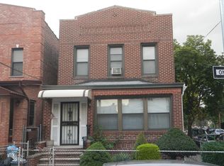 5725 69th Ln, Flushing, NY 11378