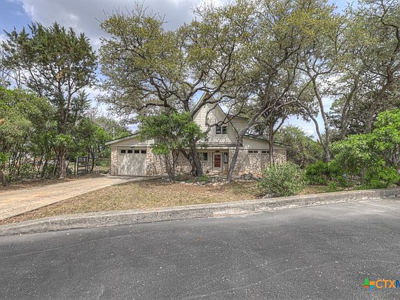 3rd image of 3187 Lakeview Dr