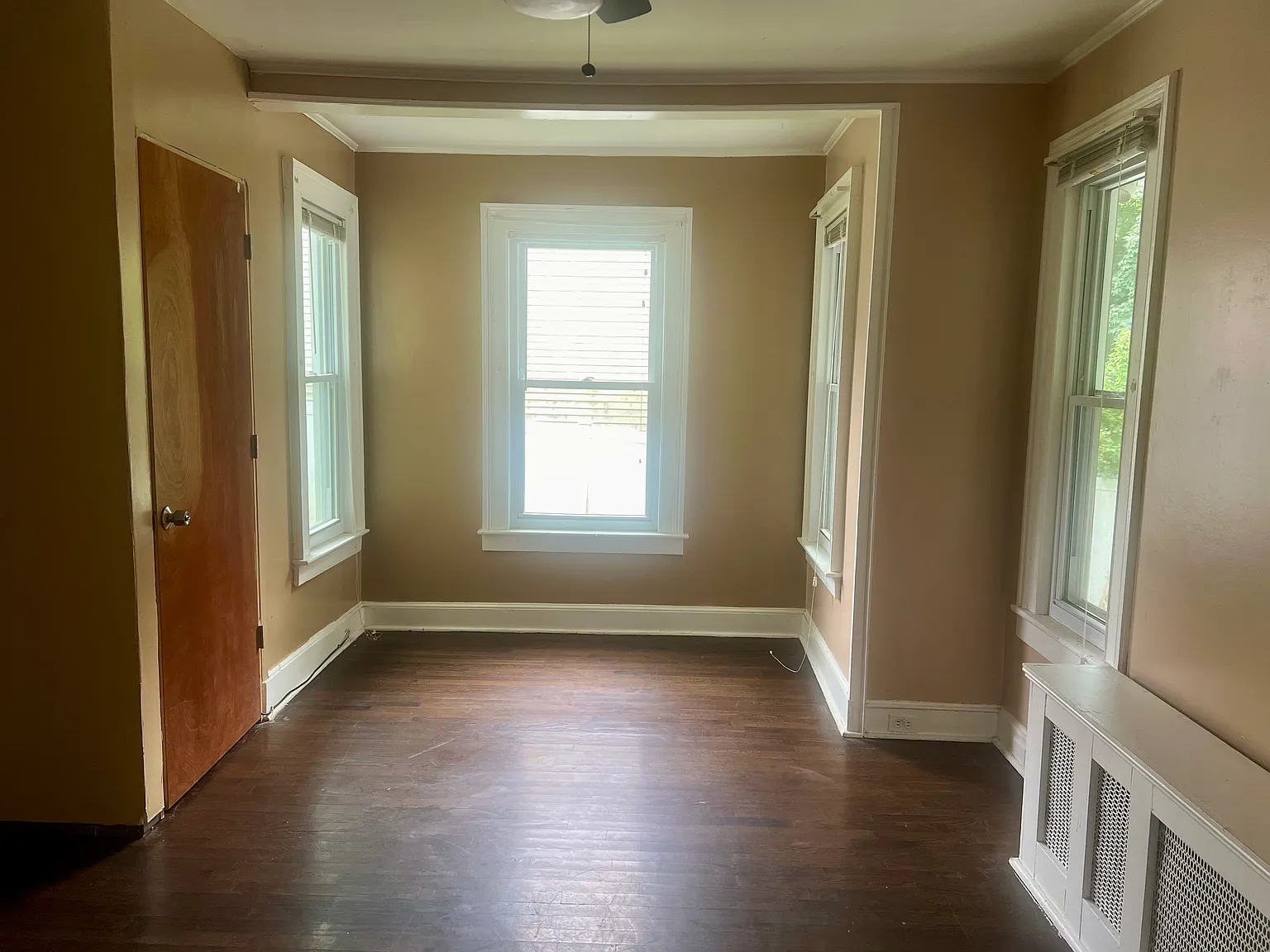 2 bed, 900 sqft, $1,550 — Photo 4