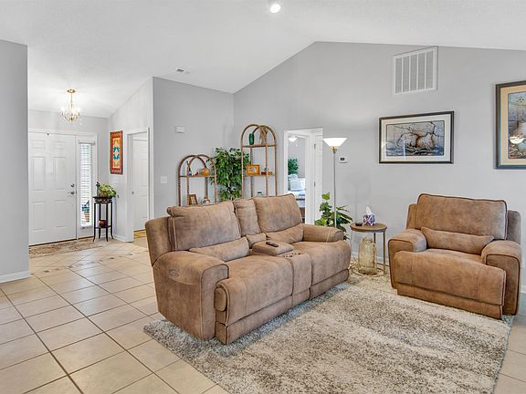 5th image of 4451 Barcelona Ln.