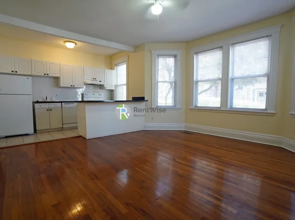 5 Lorraine Ter #41, Allston, MA 02134