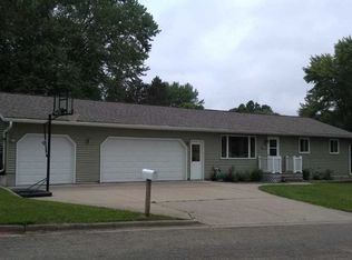 400 W 17th St, Neillsville, WI 54456