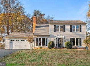 12136 Queens Brigade Dr, Fairfax, VA 22030