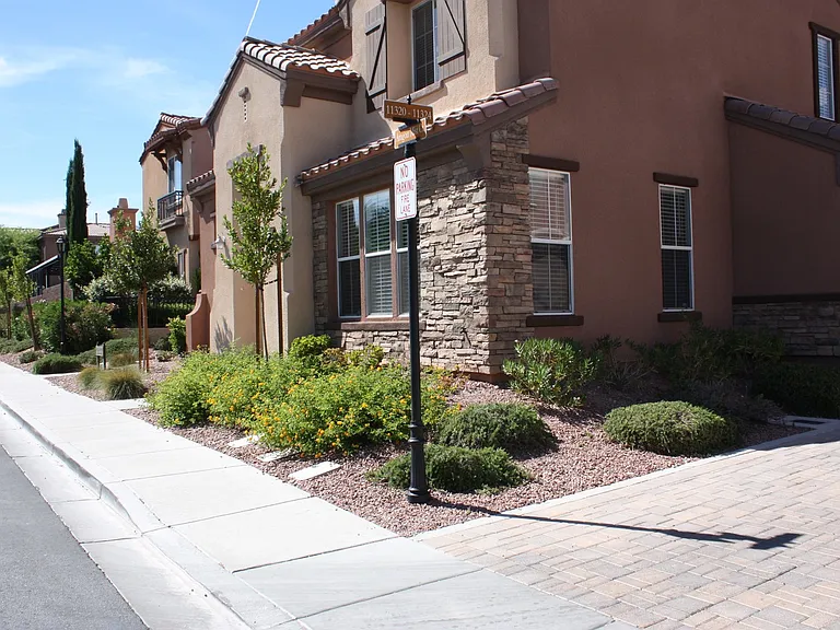 11318 Aragon Mist Ct — Photo 38