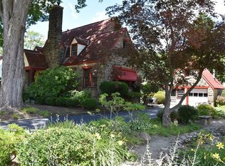 990 1st St, Meadville, PA 16335
