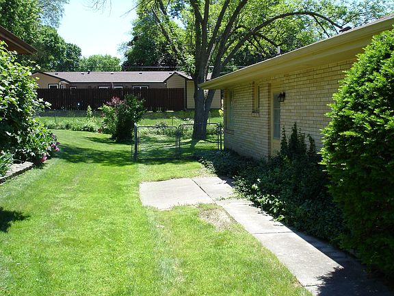 Side yard