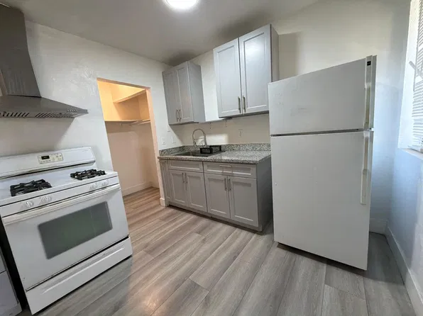 1868 W Sonora St APT 2, Stockton, CA 95203