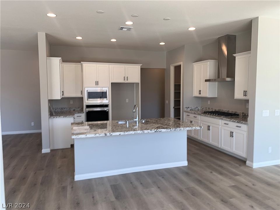 2nd image of 5871 Slate Rock Ct