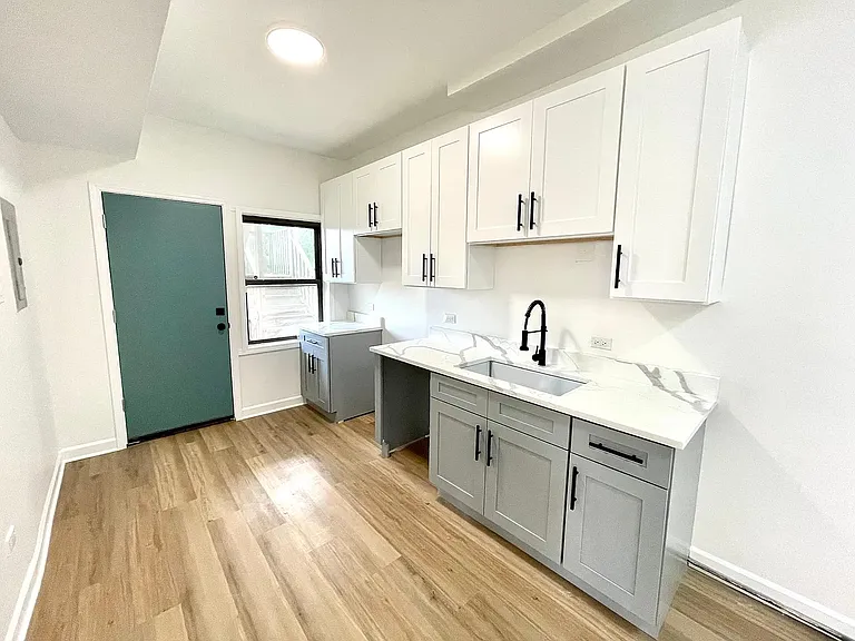 5623 S Prairie Ave #3S — Photo 13