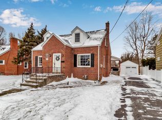44 Pardee Ave, Lancaster, NY 14086