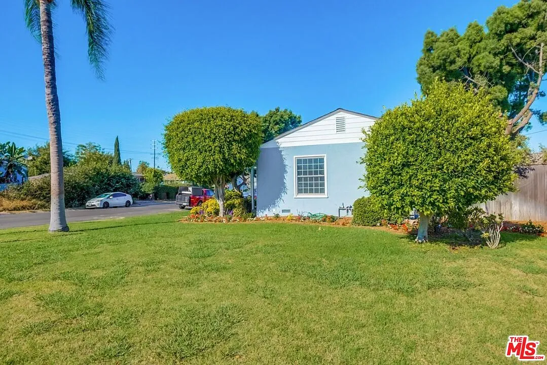1 bed, 1.0 bath, 550 sqft, $2,995 — Photo 4