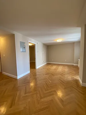 Rented by UES Management | media 2