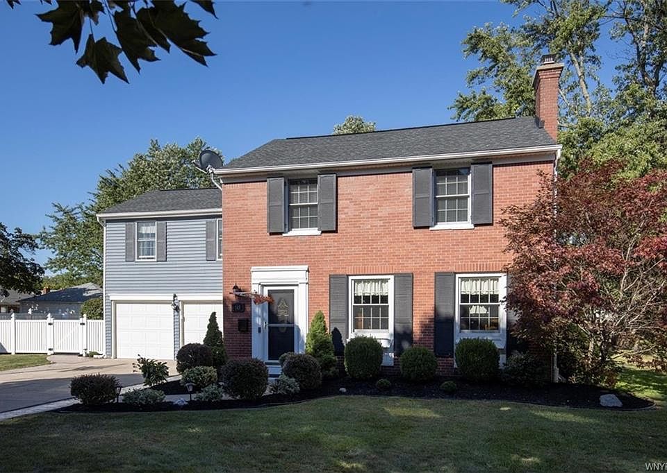 1st image of 145 Columbia Dr