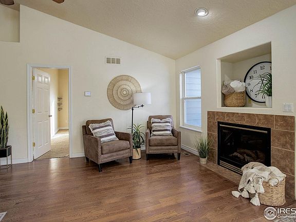 3rd image of 4017 Harbor Ln