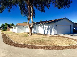 451 S Spruce St, Tulare, CA 93274