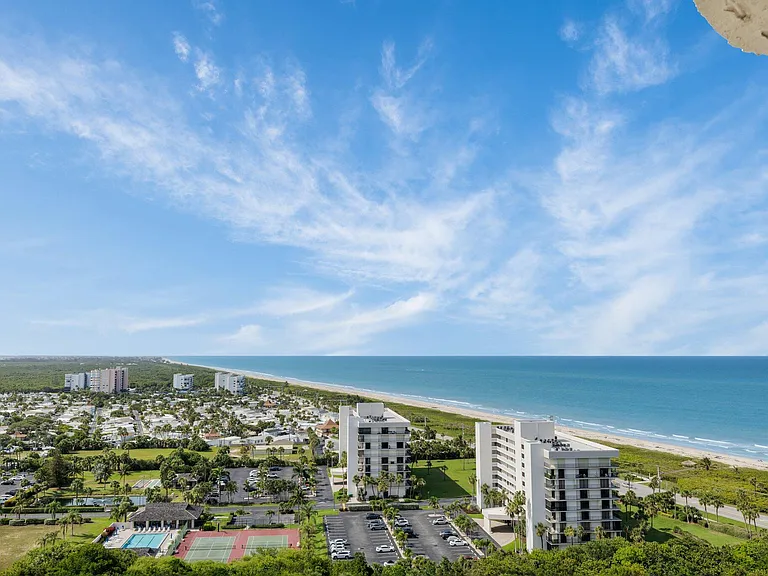 5049 N Highway A1A #1905 — Photo 36