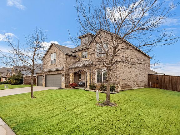 3rd image of 5601 Cornelia Ct