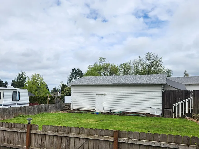 985 Ratcliff Dr SE — Photo 4