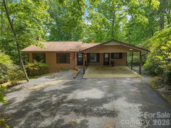 32 Honeysuckle Ridge Rd, Pisgah Forest, NC 28768