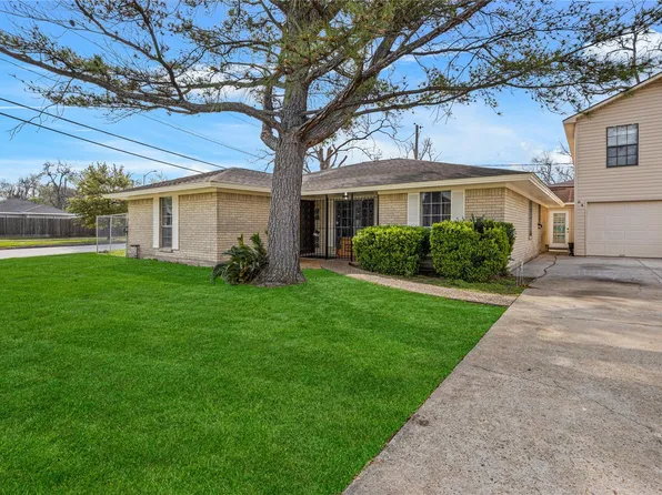 70 Annette Ln, Houston, TX 77076