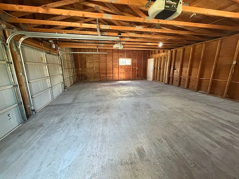 1018 Cypress Ln — Photo 22