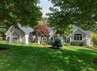 4 Sloans Brook Dr, Exeter, NH 03833