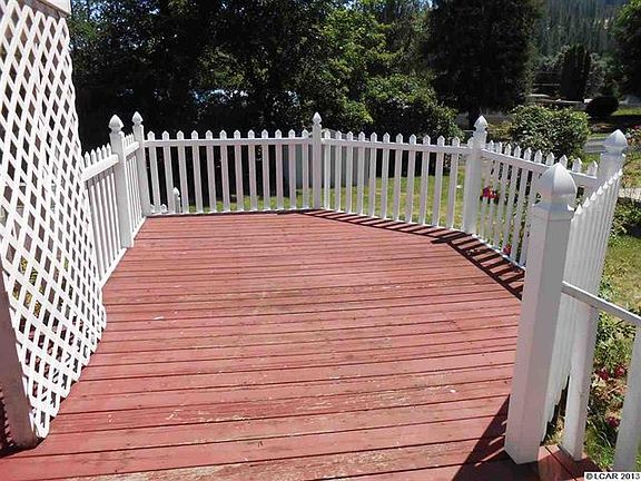 EXTENDED LIVING SPACE