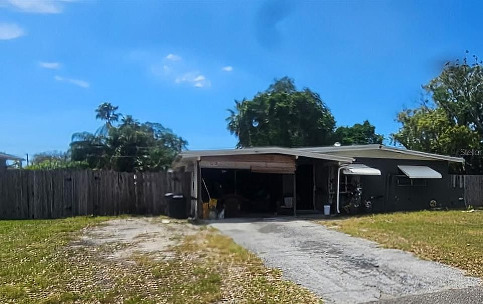 1st image of 4945 Azalea Dr