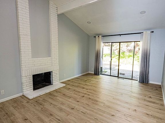 3rd image of 6862 Villagewood Way