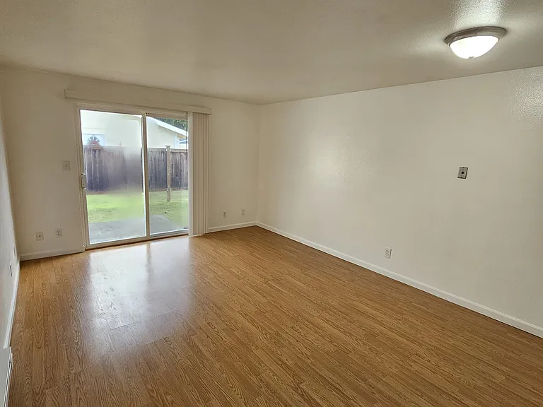 6602 To 6604 Bonniewood Dr SE #6604 — Photo 6