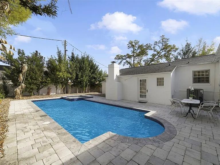515 Florida St — Photo 12