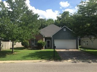 8605 Dover Dr, Leeds, AL 35094
