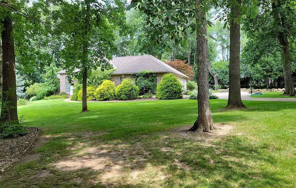 1st image of 4838 Stonewood Dr