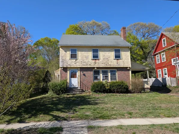 85 W Highland Ave, Melrose, MA 02176