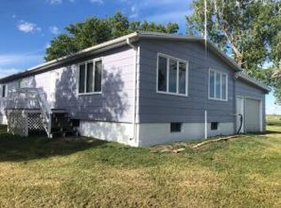 207 E Wing St, Mercer, ND 58559