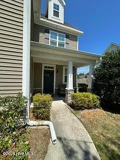 200 Zonnie Ln — Photo 4