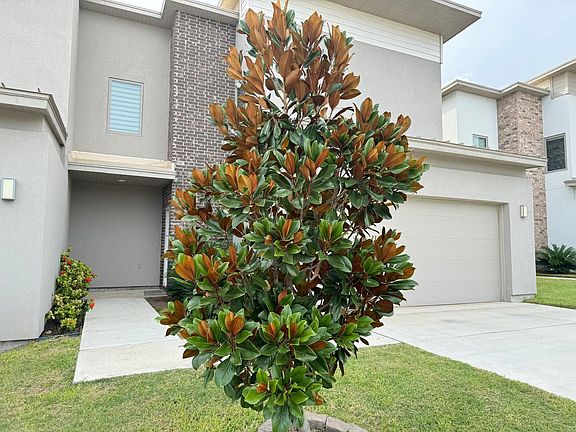3rd image of 10902 International Blvd Unit 110