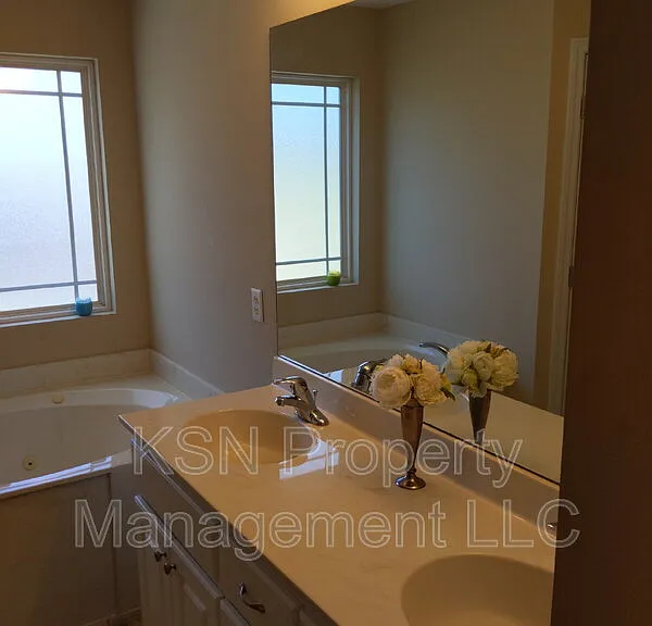 264 Pink Dogwood Ln — Photo 10
