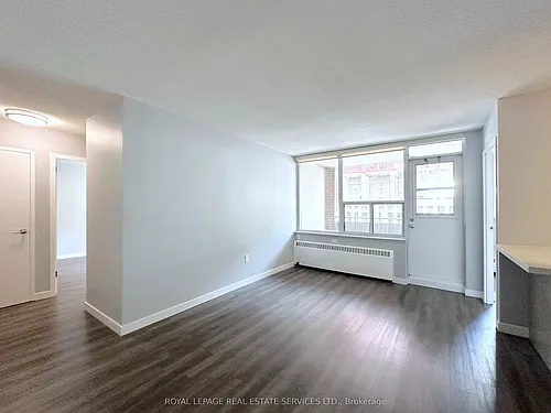 255 Main St #715 Photo 1