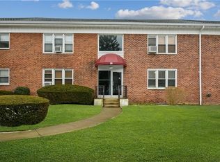 29 Winchester Ave APT 1B, Yonkers, NY 10710
