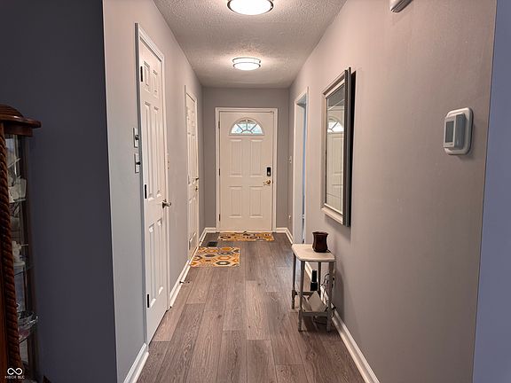 3rd image of 542 Silver Fox Ct