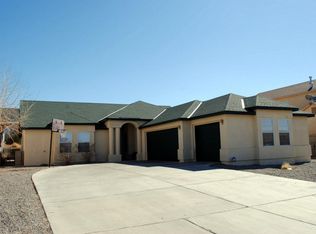 20 Parador Rd, Los Lunas, NM 87031