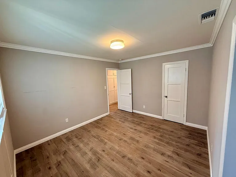 5656 Garypark Ave — Photo 7