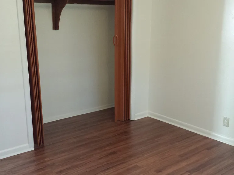 2419 S Graham St #V — Photo 9