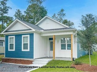 4504 Sea Pines Dr SE, Southport, NC 28461