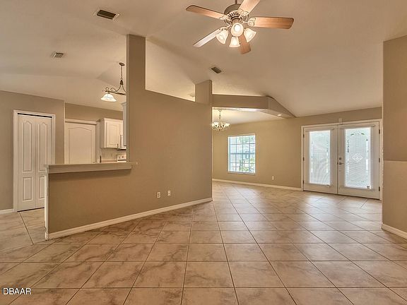 4th image of 450 Harbour Lights Dr